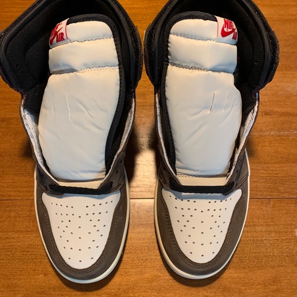 Travis Scott jordan 1 - Picture 7 of 11